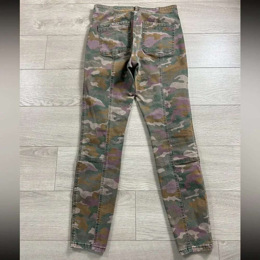 Anthropologie Slim Camo Button Fly Jefferson Utility Pants
